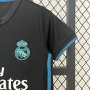 Conjunto Kit Infantil Real Madrid Away 2017/18 - Adidas Retrô - Preta/Azul