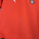 Conjunto Kit Infantil Seleção Portugal Home 2025/26 - Puma Torcedor - Vermelha/Verde