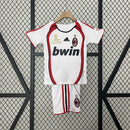 Conjunto Kit Infantil AC Milan Away 2006/07 - Adidas Retrô - Branca/Vermelha