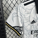 Conjunto Kit Infantil Real Madrid Edição Especial 2022/23 - Adidas Torcedor - Branca/Preta