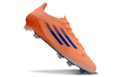 'CHUTEIRA ADIDAS F50 CAMPO
