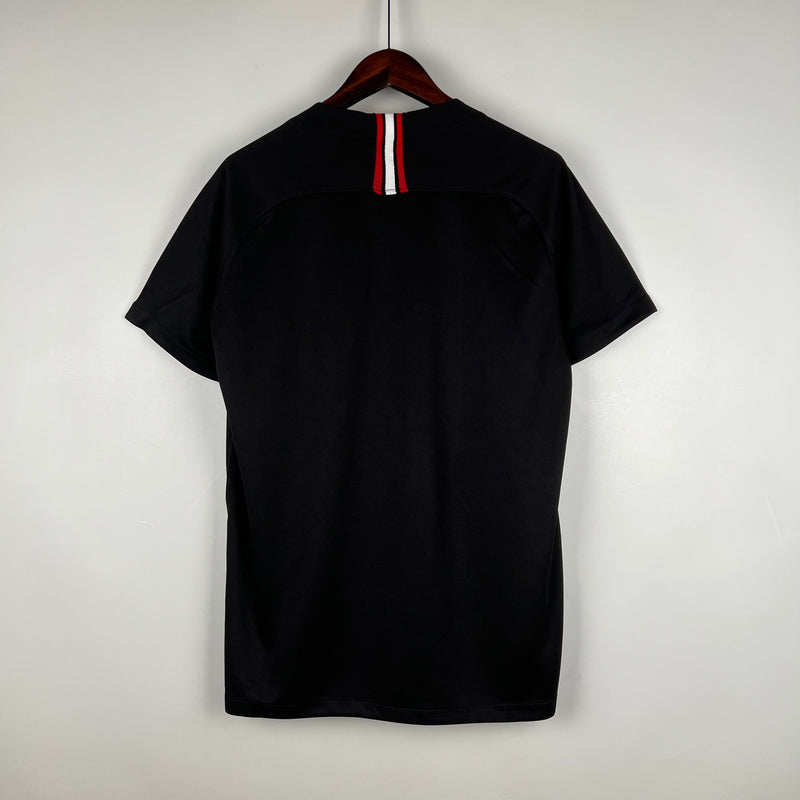 Camisa PSG Edição Especial Black 2018/19 - Jordan Retrô Masculina - Preta/Branca