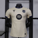 Camisa Barcelona Away 2025/26 - Jogador Masculina - Bege