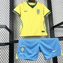 Conjunto Kit Infantil Seleção Brasil Home 2026/27 - Nike Torcedor - Amarela/Verde