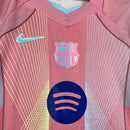 Conjunto Kit Infantil Barcelona Edição Especial 2025/26 - Nike Torcedor - Rosa/Azul