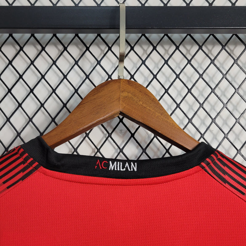 Camisa Milan Manga Longa Home 2023/24 - Puma Torcedor Masculina - Vermelha/Preta