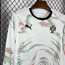 Conjunto Kit Infantil Manga Longa Seleção Portugal Away 2025/26 - Puma Torcedor - Branca/Verde
