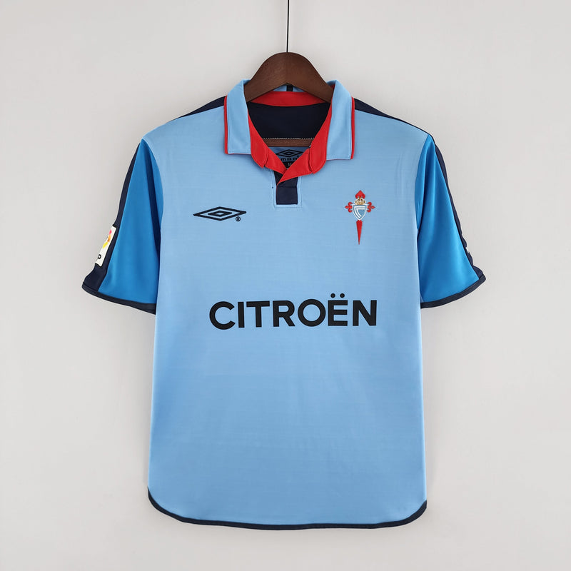 camisa-masculina-masculino-celta-de-vigo-home-titular-1-2002-04-umbro-retro-azul-vermelha-vermelho-citroen
