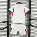 Conjunto Kit Infantil Seleção Inglaterra Home 2026/27 - Nike Torcedor - Branca/Azul