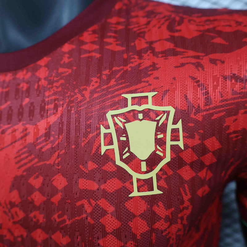 Camisa Seleção Portugal Edição Especial CR7 2024/25 - Comma Jogador Masculina - Vermelha