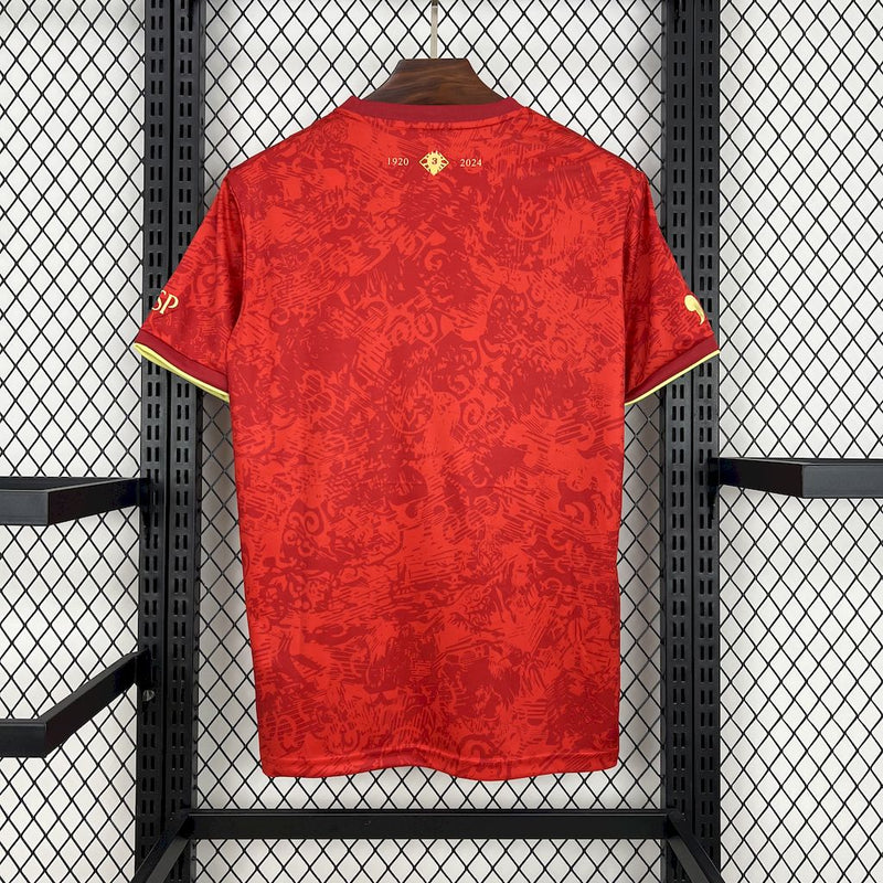 Camisa Seleção Espanha Edição Especial 2024/25 - Comma Torcedor Masculina - Vermelha/Dourada
