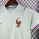 Conjunto Kit Infantil Seleção França Away 2026/27 - Nike Torcedor - França
