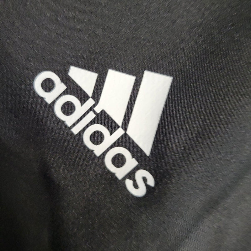 Jaqueta Corta Vento Real Madrid Adidas - Preta/Branca