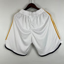 shorts-real-madrid-madri-home-titular-1-2023-24-adidas-torcedor-branco-branca-amarelo-amarela-ronaldo-cr7-vini-jr-mbappe-kroos
